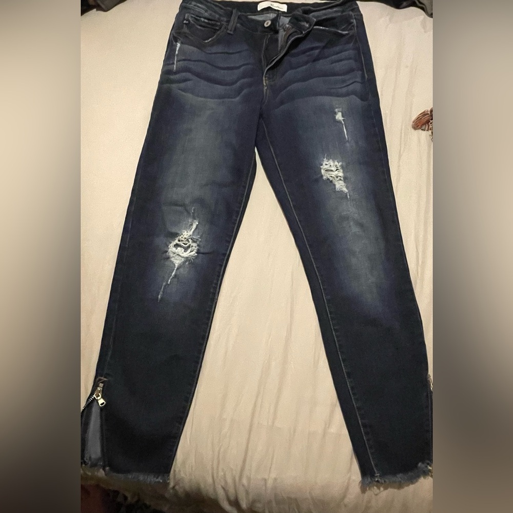 Kancan Zipper Ankle Distressed Skinny Jeans